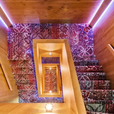 Bunk Hotel Utrecht-2