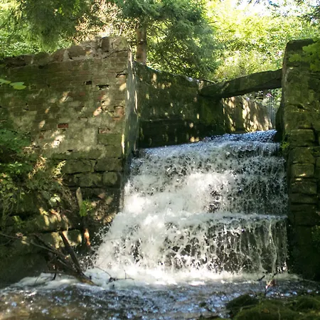 Haus am Wasserfall-2