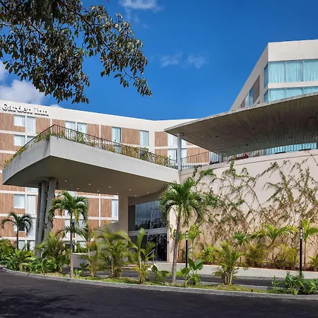 Hilton Garden Inn Cancun Airport-3