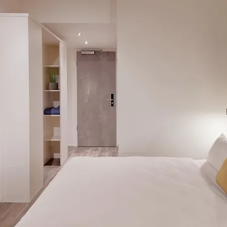 Amper Art Hotel-3