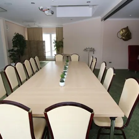 Lindemann Hotel-3