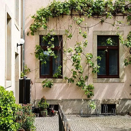 Pension an der Pillnitzer Schlossfähre-3
