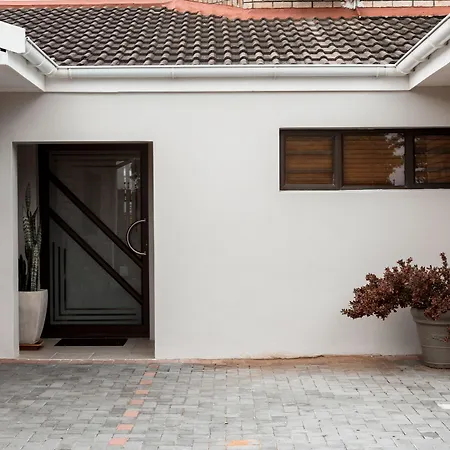 Wagtails Guest House-3