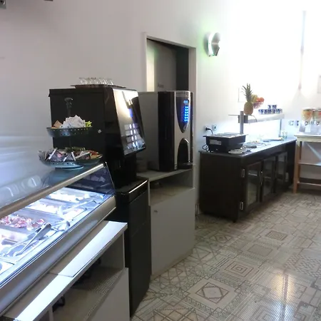 Les Monges Palace Boutique-3