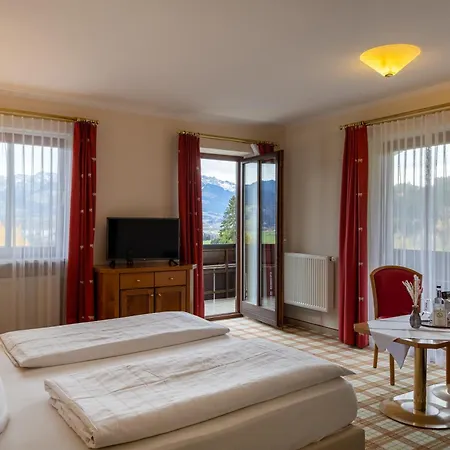 Panoramahotel Kuehbergalp-3