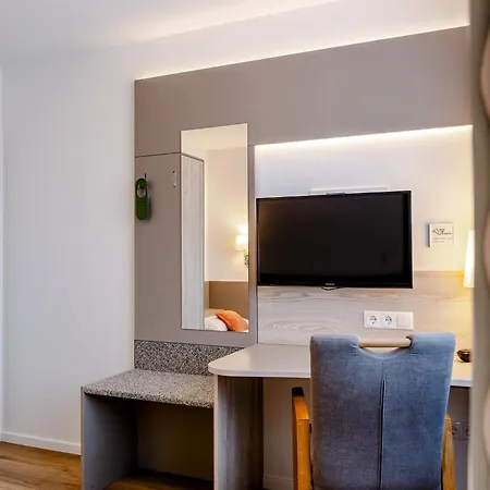Hotel Am Steinberg-2