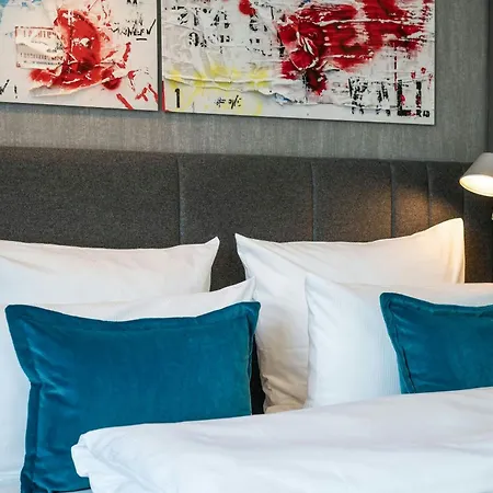Motel One Berlin Mitte-2