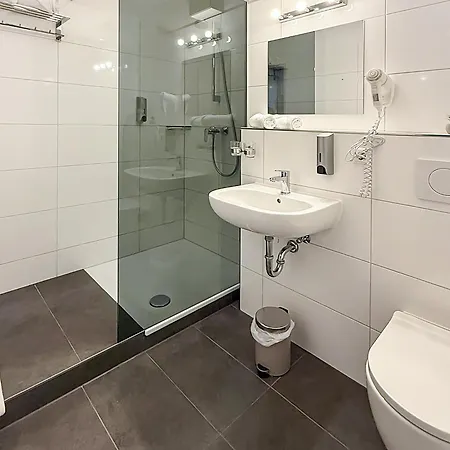 STADT Hotel Lörrach-3