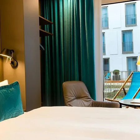 Motel One Köln-Neumarkt-2
