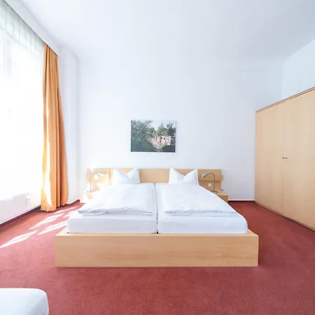 Hotel 26-3