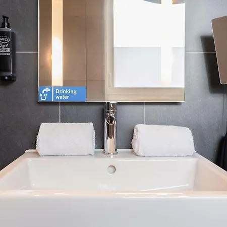 Ibis Styles Geneve Palexpo Aeroport-2