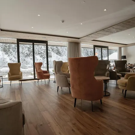 La Truga Suite Apartments-2