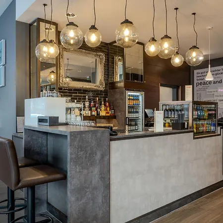 Premier Inn Koblenz City-3
