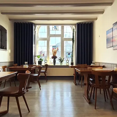 Hotel Münchner Löwenbräu-3