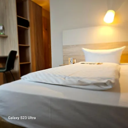 Hotel Alpha-2
