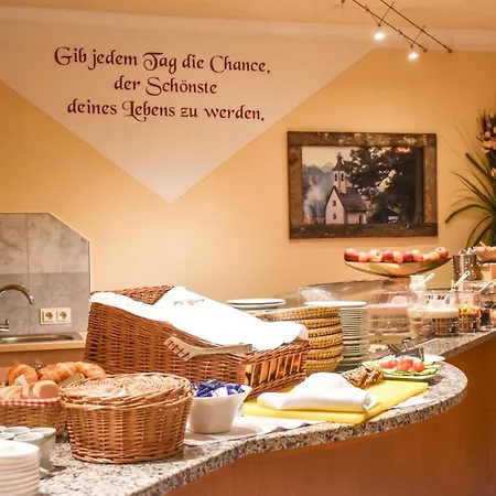 Berghotel Almrausch-3