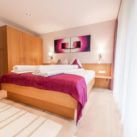 Lapis Monti Apartments & Suites-3