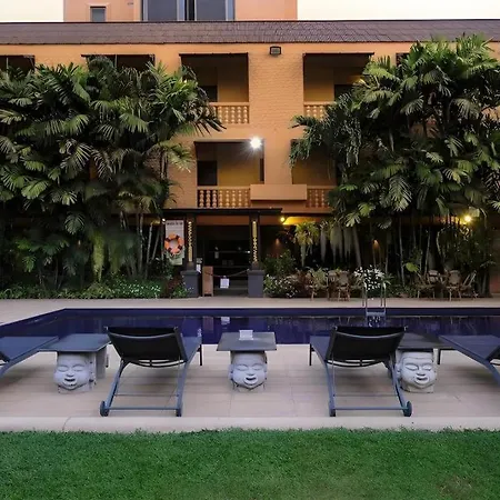 Holiday Garden Hotel-2