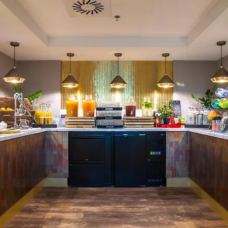 Park Inn By Radisson Antwerp City Centre-2