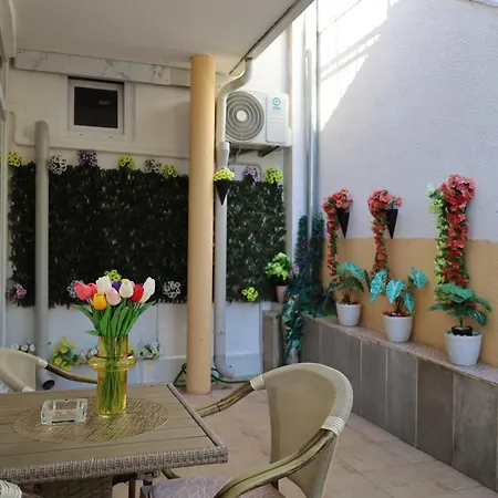 Amore House With Apartment-2