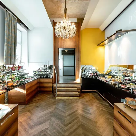 Boutiquehotel Donauwalzer-3