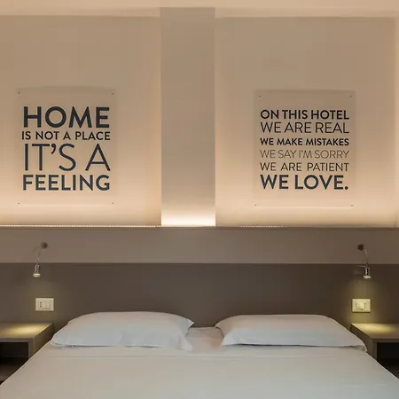 Hotel Martini-3