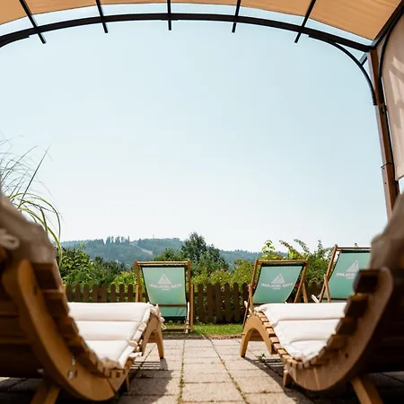 Hotel Pod Jedlami-3