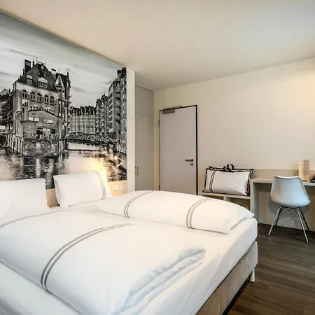 Premier Inn Hamburg City Berliner Tor-2