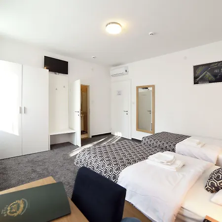 Hotel Orient Zagreb-2