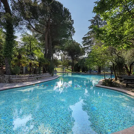 Residence Parco Del Garda-2