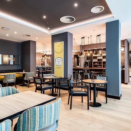 Premier Inn Leipzig City Oper-2