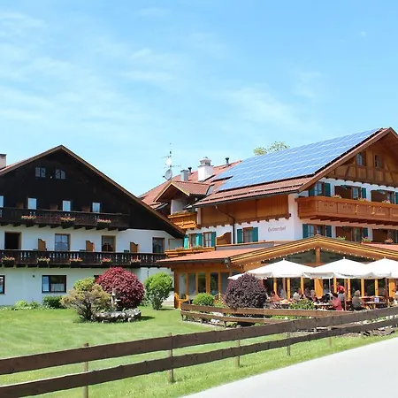 Helmerhof-2