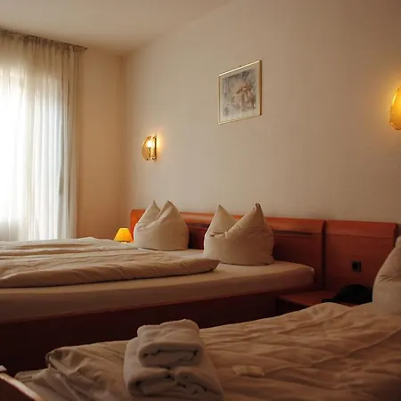 Hotel Kurfürst Garni-3