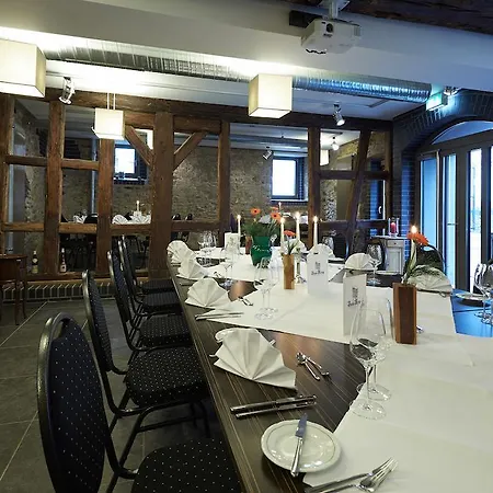 Hotel und Weinhaus Zum Krug-2