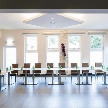 Sleepinroomz Boutique Hotel Dortmund-West-2