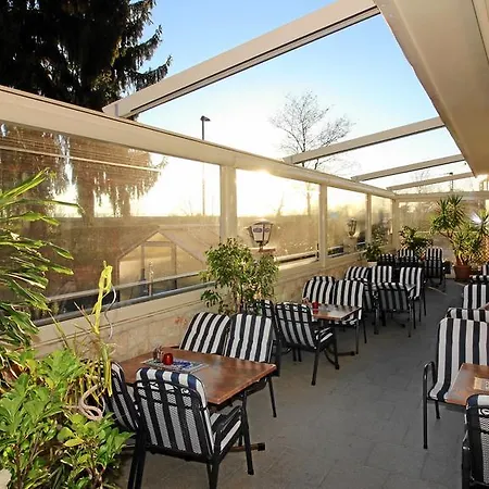 Hotel-Restaurant Axion-2