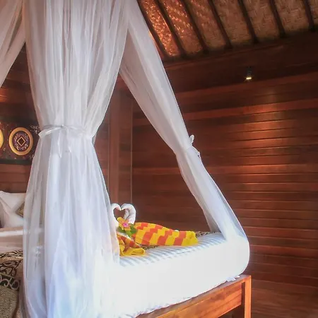 Seaside Huts Lembongan-3