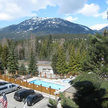 Tantalus Resort Lodge-3