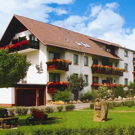Landgut Hotel zur Warte-2