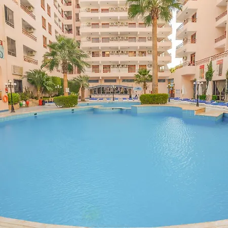 Empire Hotel Aqua Park - Couples And Families-3