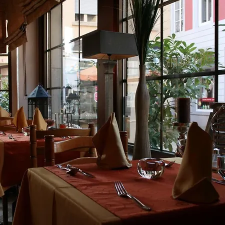 Le Pavillon-2