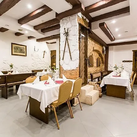 Hotel Rycerski-3