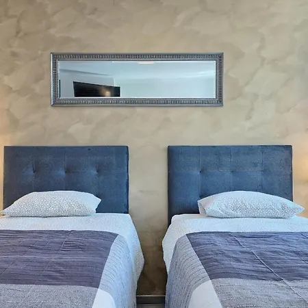 Luxury Flats In City Centre-2