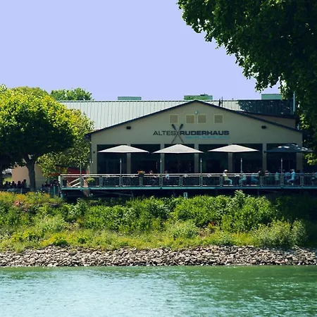 Altes Ruderhaus-2