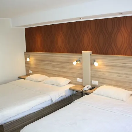 Star Inn Hotel Regensburg Zentrum, By Comfort-3