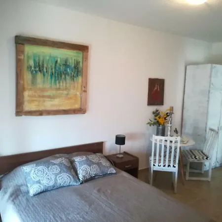 Guesthouse Porec-3