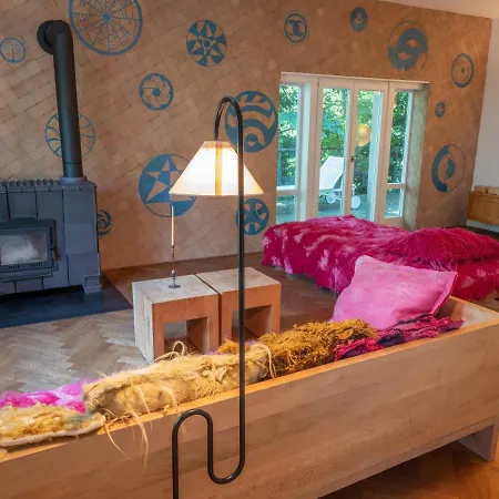 Suite Martinus am Vortexgarten Mathildenhöhe-2