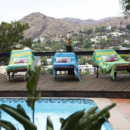Hilltop Guest House-2