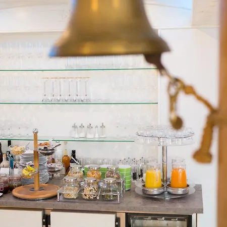 Frühstückshotel Seemannsbraut Amrum-2