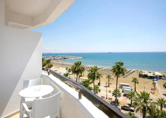 Les Palmiers Beach Boutique & Luxury Apartments